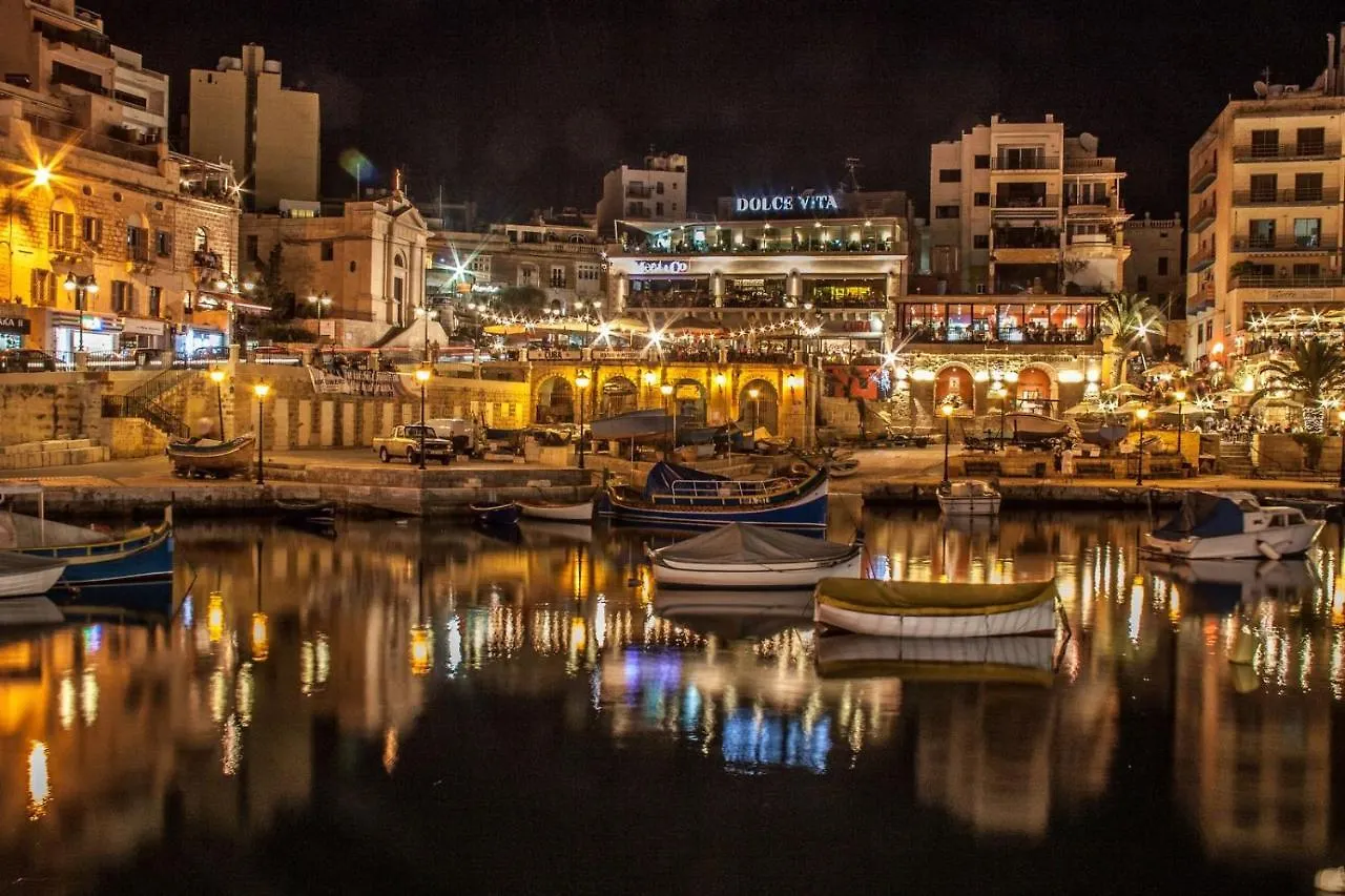 Apartment With Pool Sliema Malta